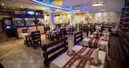 Основной зал