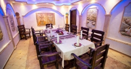 Основной зал