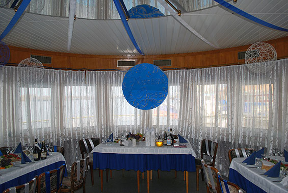 Основной зал — Литва