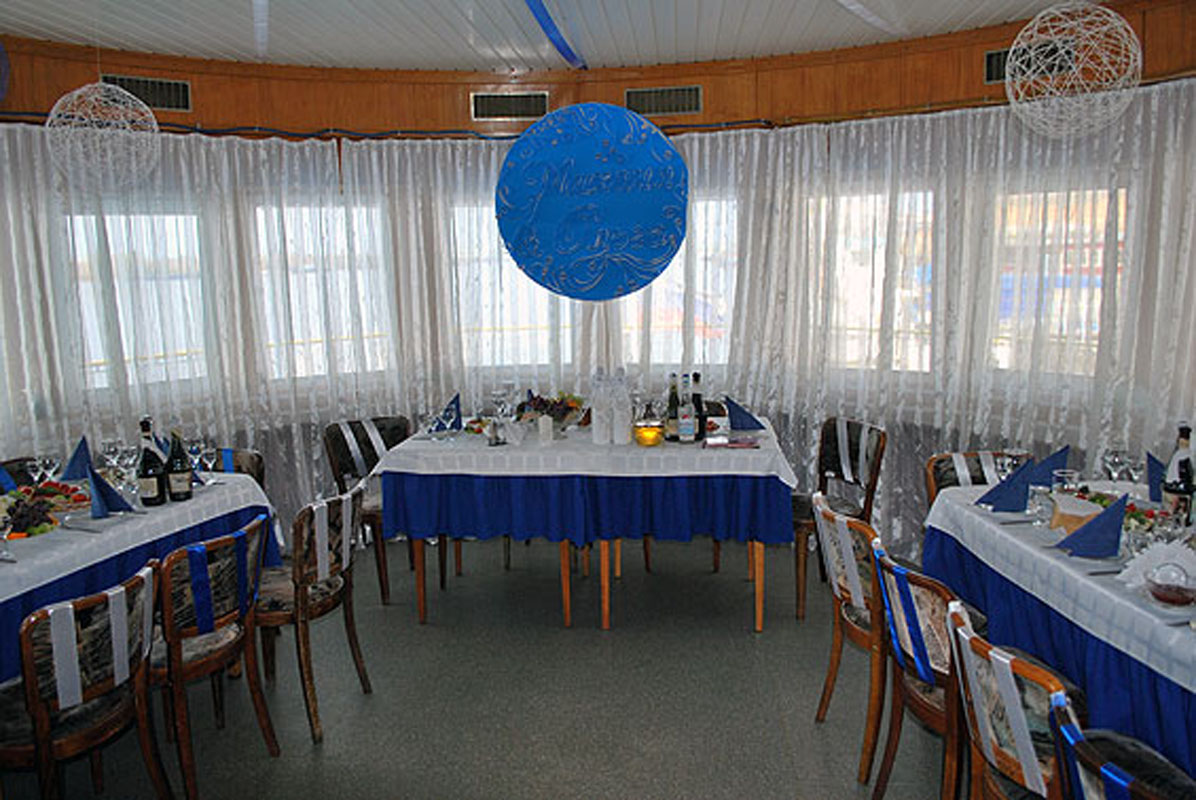 Основной зал — Литва