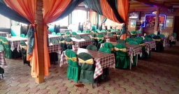 Основной зал — интерьер зала