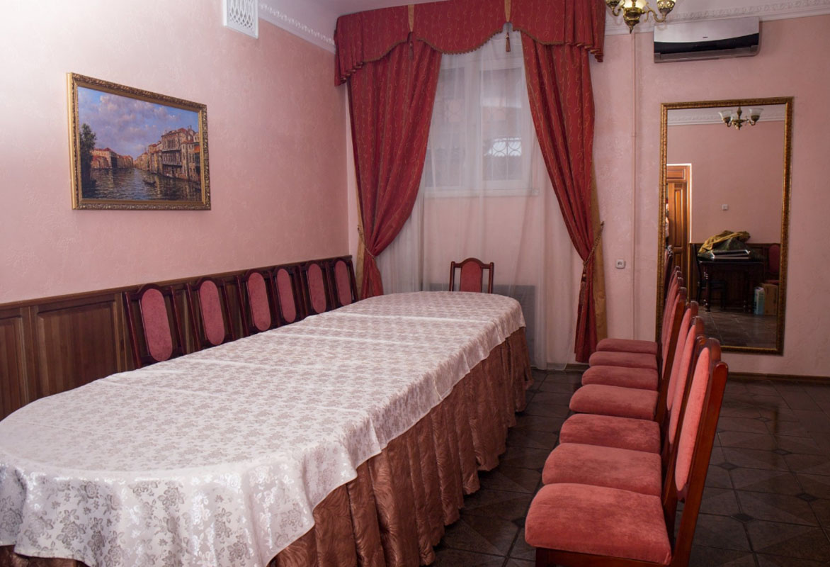 Основной зал — Кафе Невское