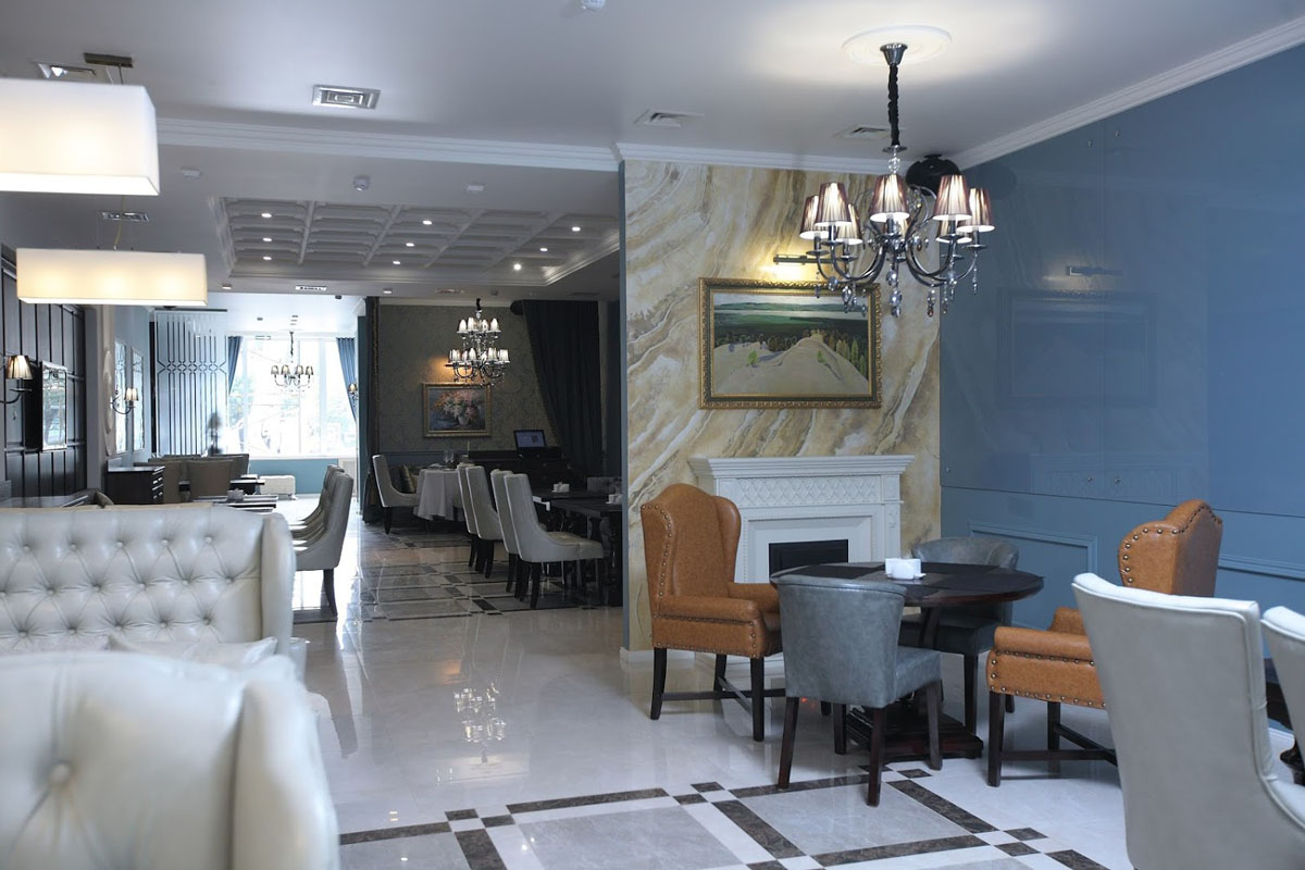 Основной зал