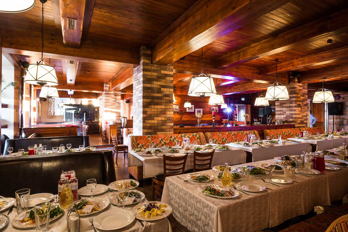 Зал на 150 человек — Ресторан Амбар