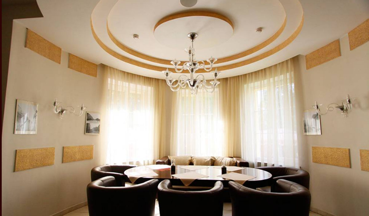 Лобби и караоке бар — банкетный зал Ганза, фото