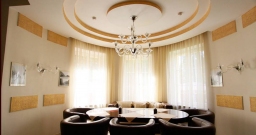 Лобби и караоке бар