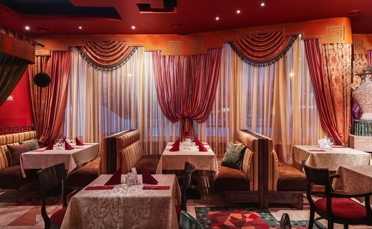 Основной зал