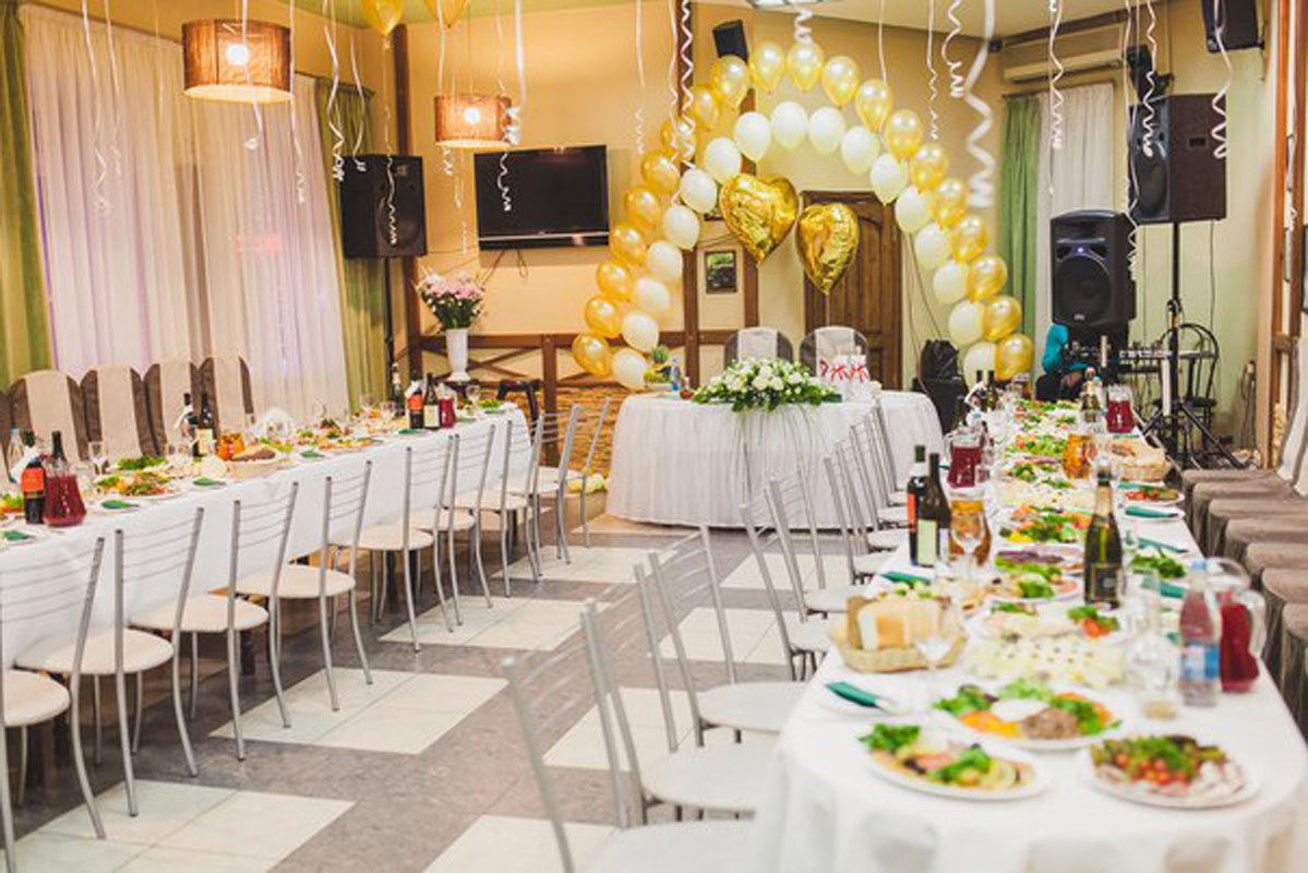 Основной зал — Кедр