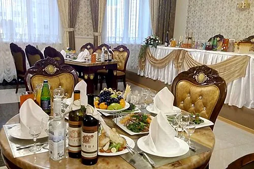Основной зал — Кафе Янтарь