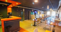 Основной зал