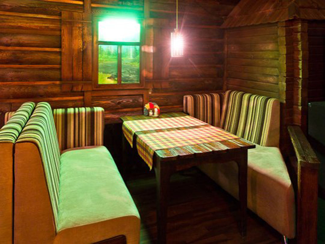 Зал на 70 человек — Кафе Заповедное