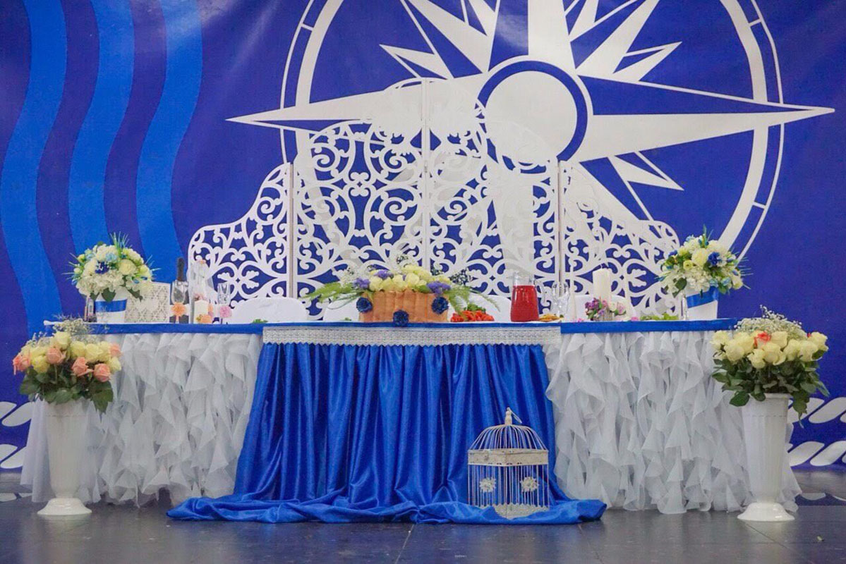 Основной зал — Кафе Енисей