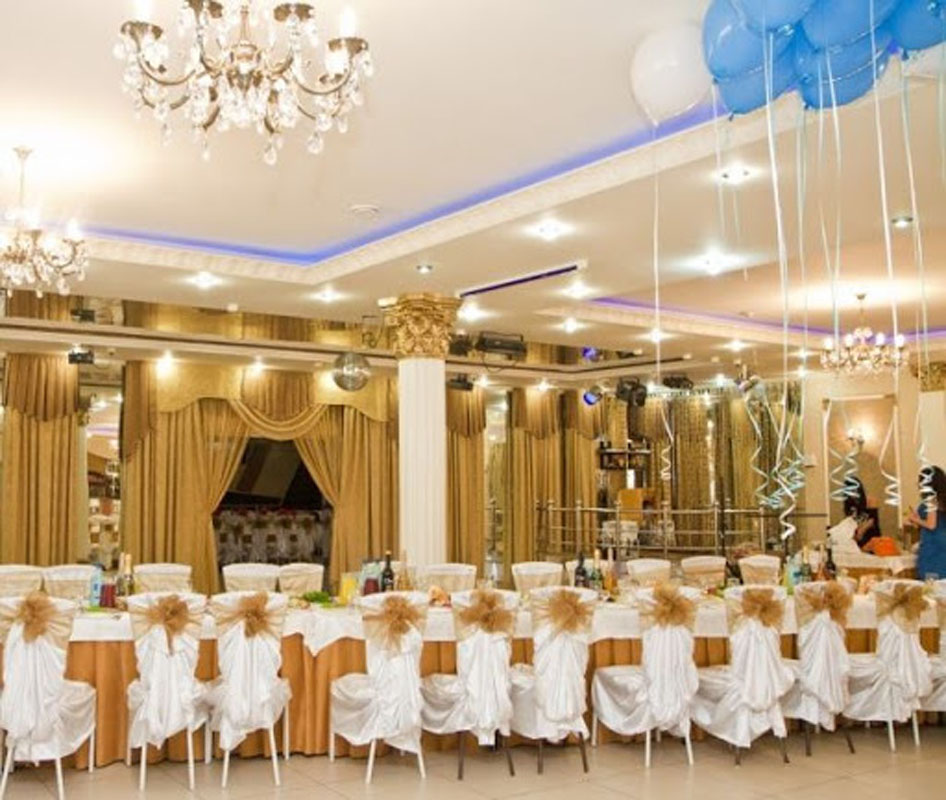 Основной зал