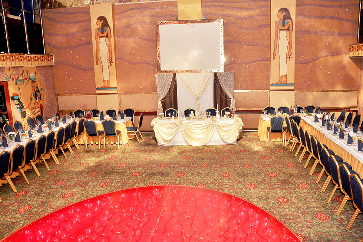 Караоке-ресторан Клео — Основной зал, фото банкетного зала