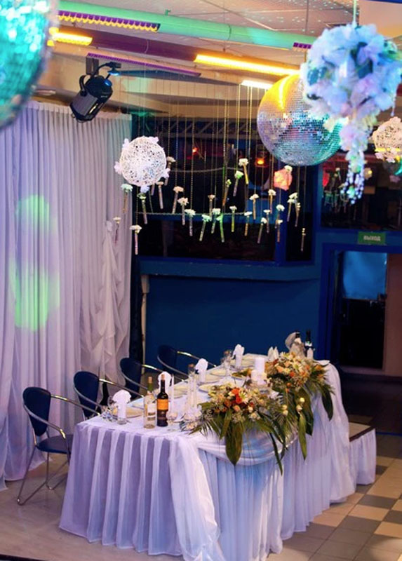 Зал на 70 человек — Карусель