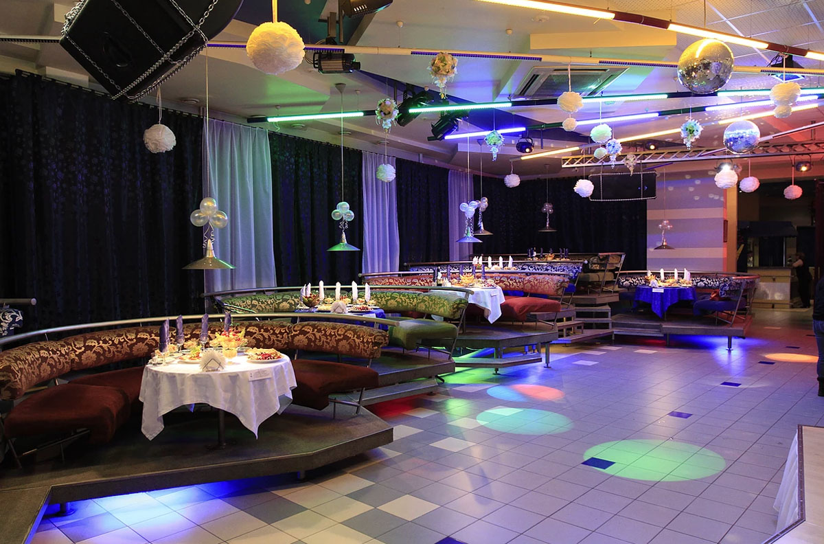 Зал на 70 человек — Карусель