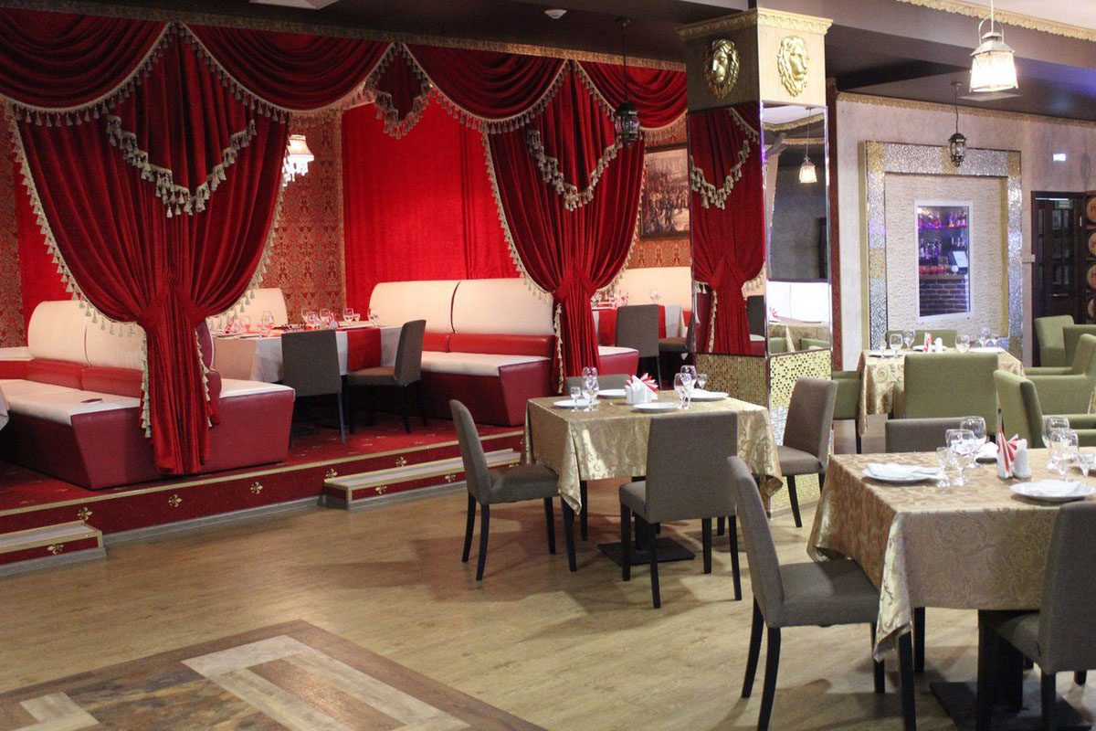 Основной зал — Львиное Сердце