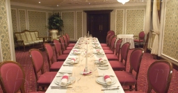 Elysees — интерьер зала