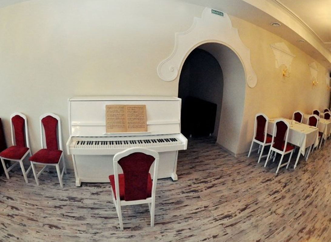 Основной зал — Кафе Арка