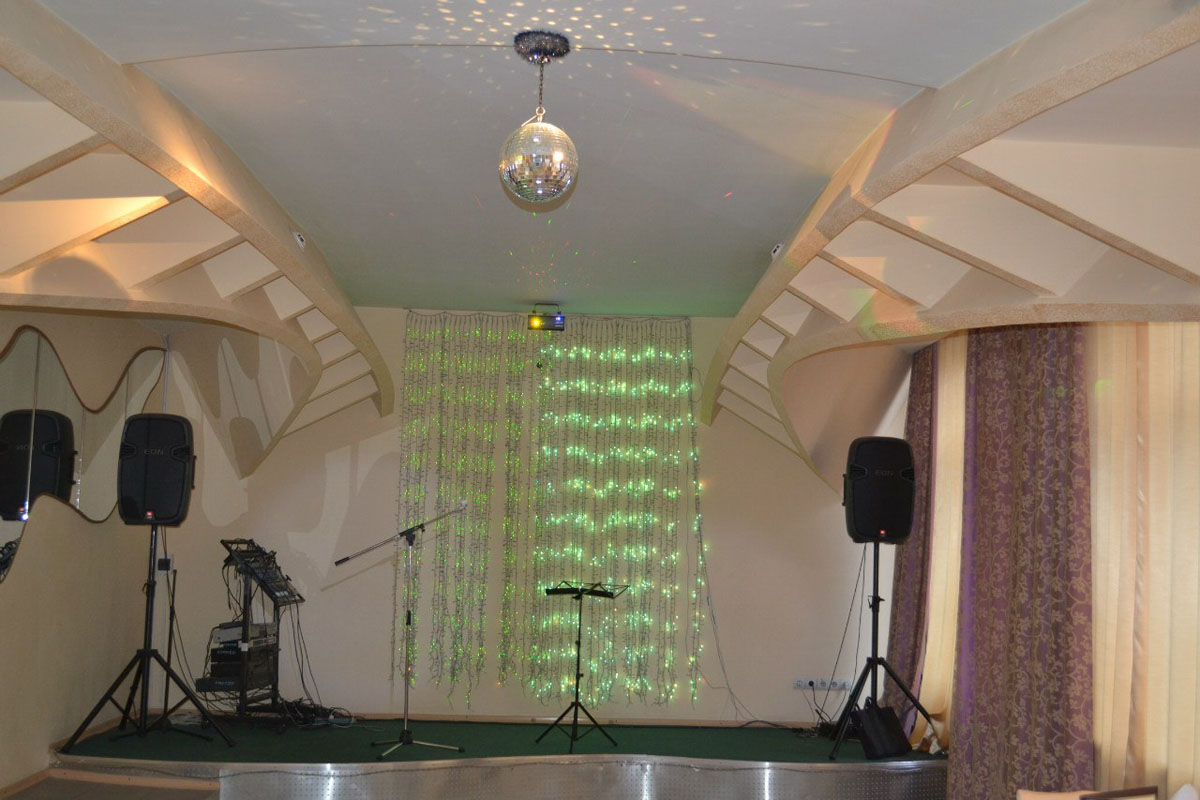 Зал на 80 человек — Огни Енисея