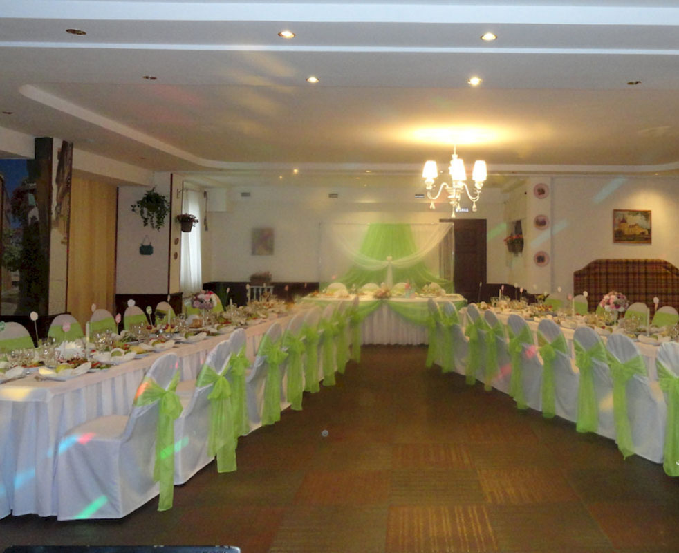 Зал на 200 человек — Ресторан-кафе Гасконь