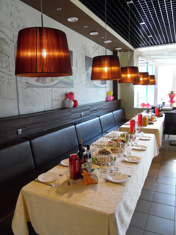 Основной зал — Кувертюр