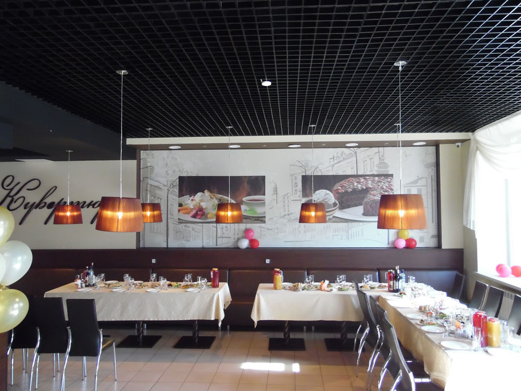 Основной зал — Кувертюр