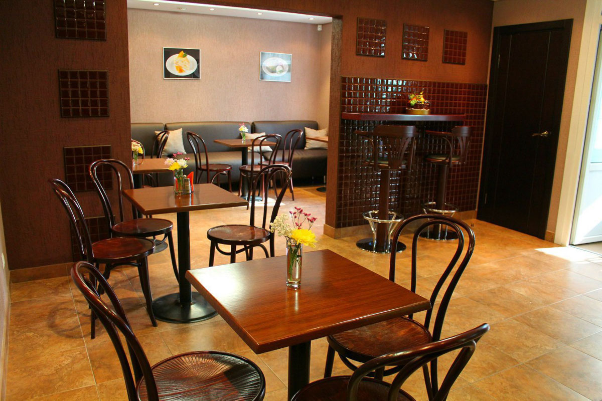 Основной зал — Кувертюр