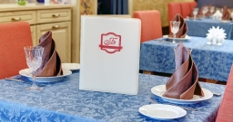 Основной зал