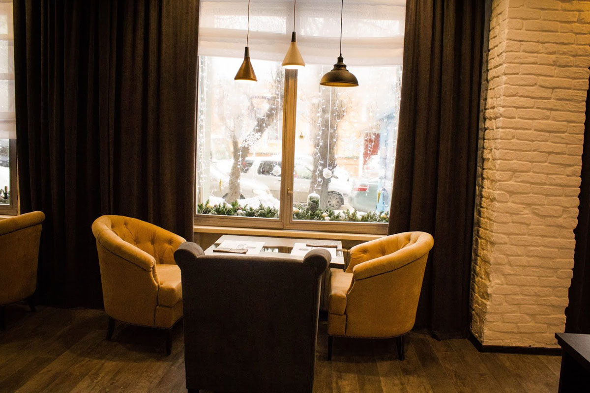 Основной зал — FACES