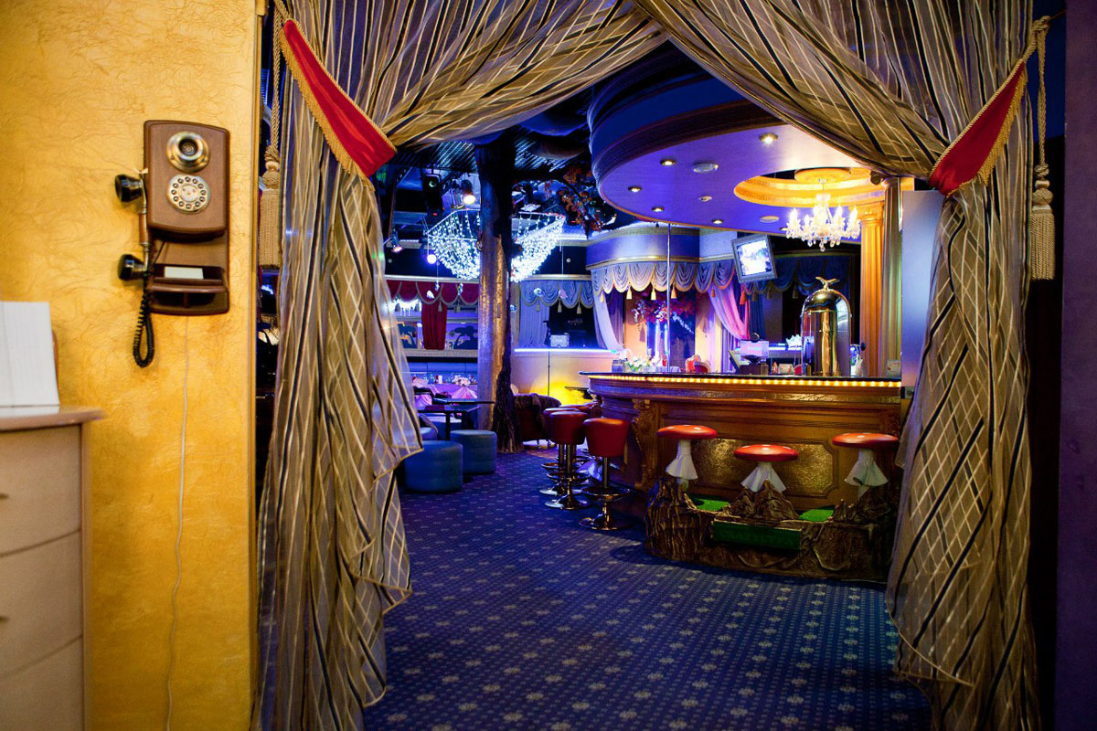 Основной зал — Урфин Джюс