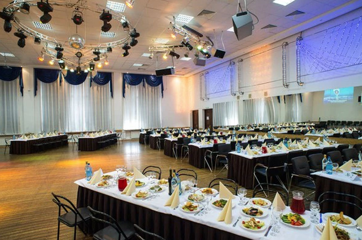 Основной зал — Чехов