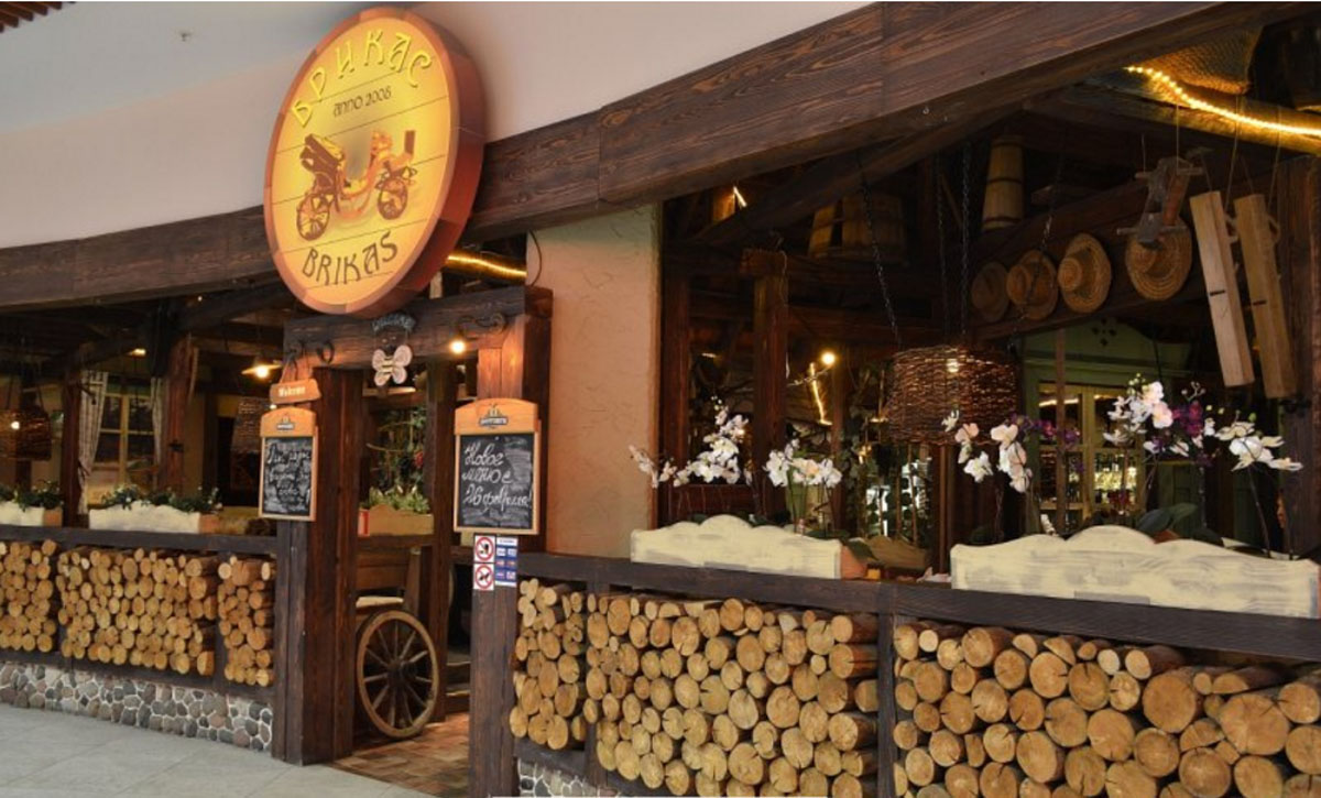 Основной зал — Брикас