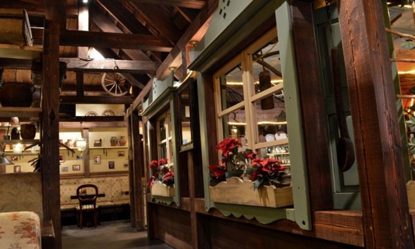 Брикас — банкетный зал