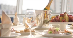 Основной зал — интерьер зала