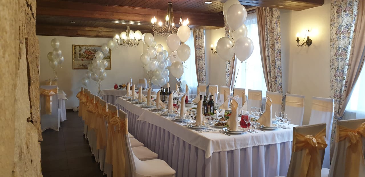 Банкетный зал — Семь пятниц