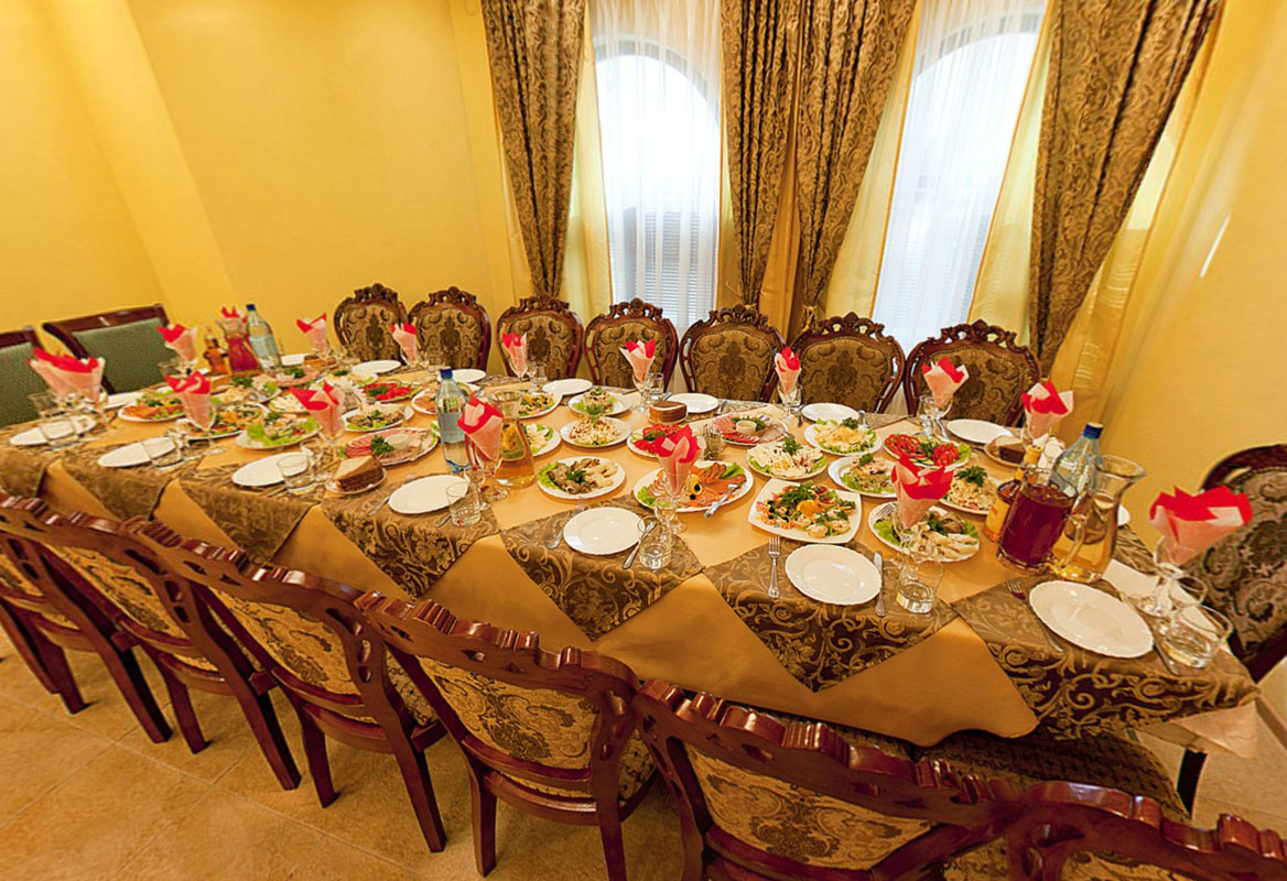 Зал на 70 человек — Адриано