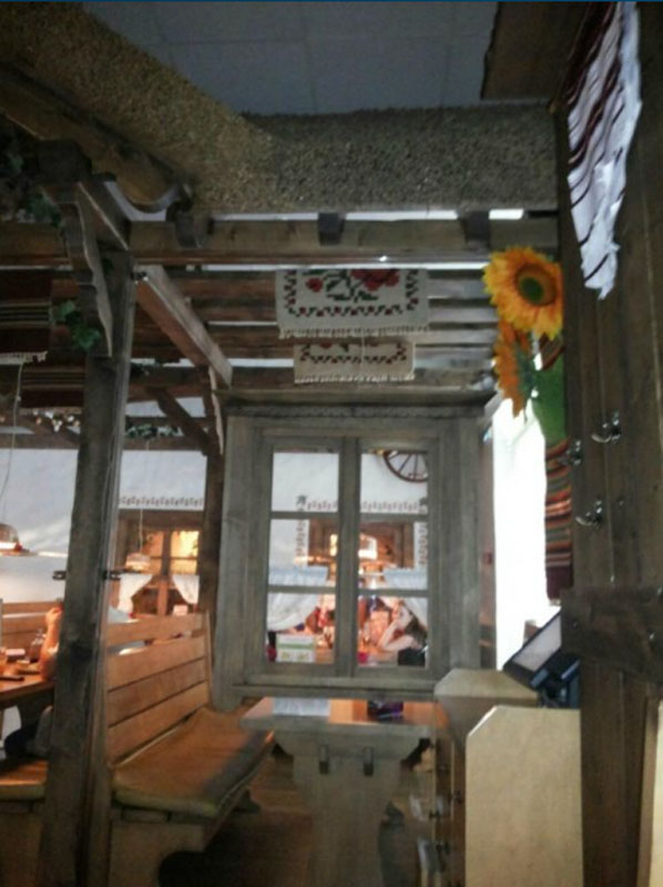 Основной зал — Борщ и Сало