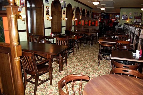 Зал на 150 человек — The James Shark Pub