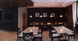 Основной зал