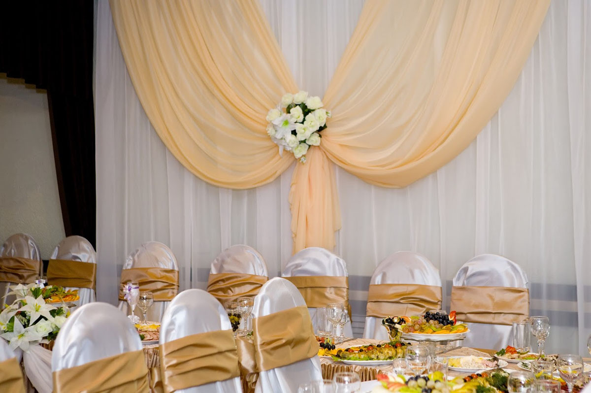 Основной зал — Сиреневый туман