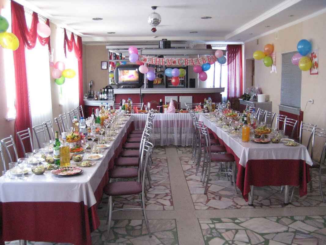 Зал на 75 человек — Кафе Торжество