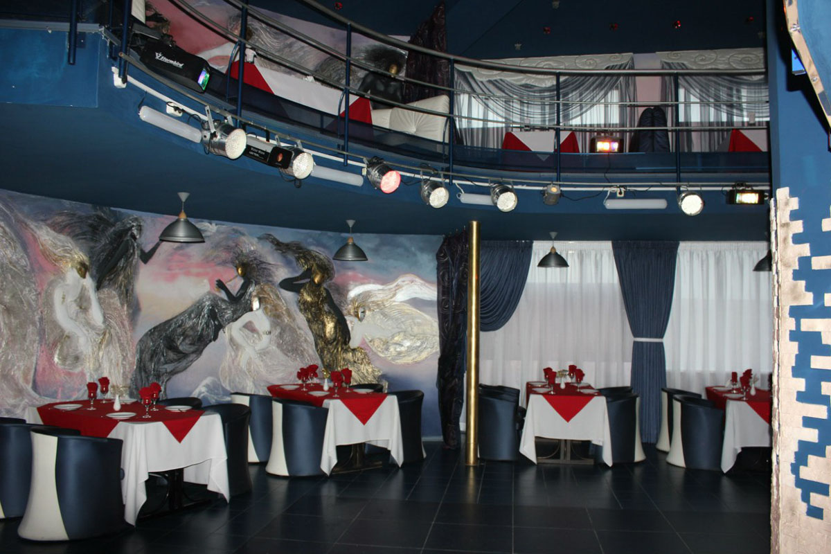 Основной зал — Седьмое небо