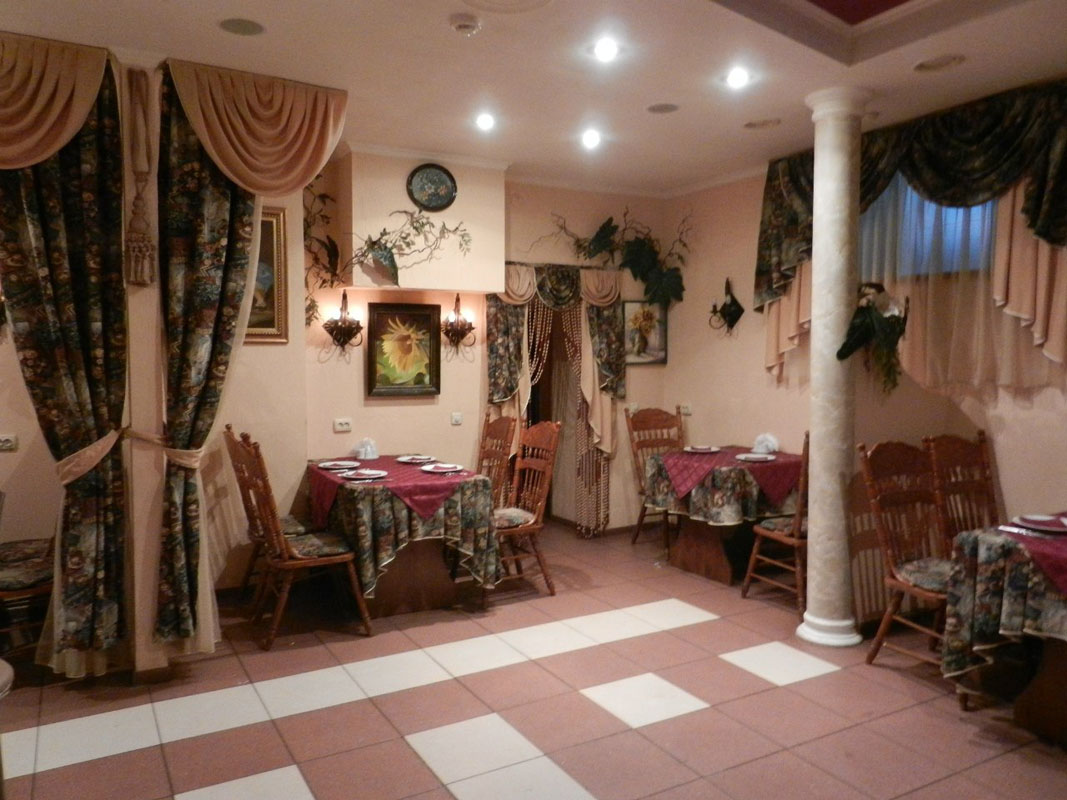 Основной зал — банкетный зал Вельможа, фото