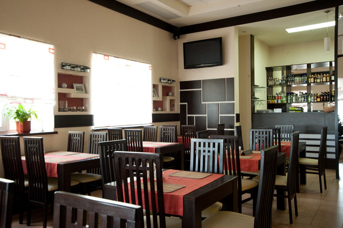 Кафе Любимое — Основной зал, фото банкетного зала