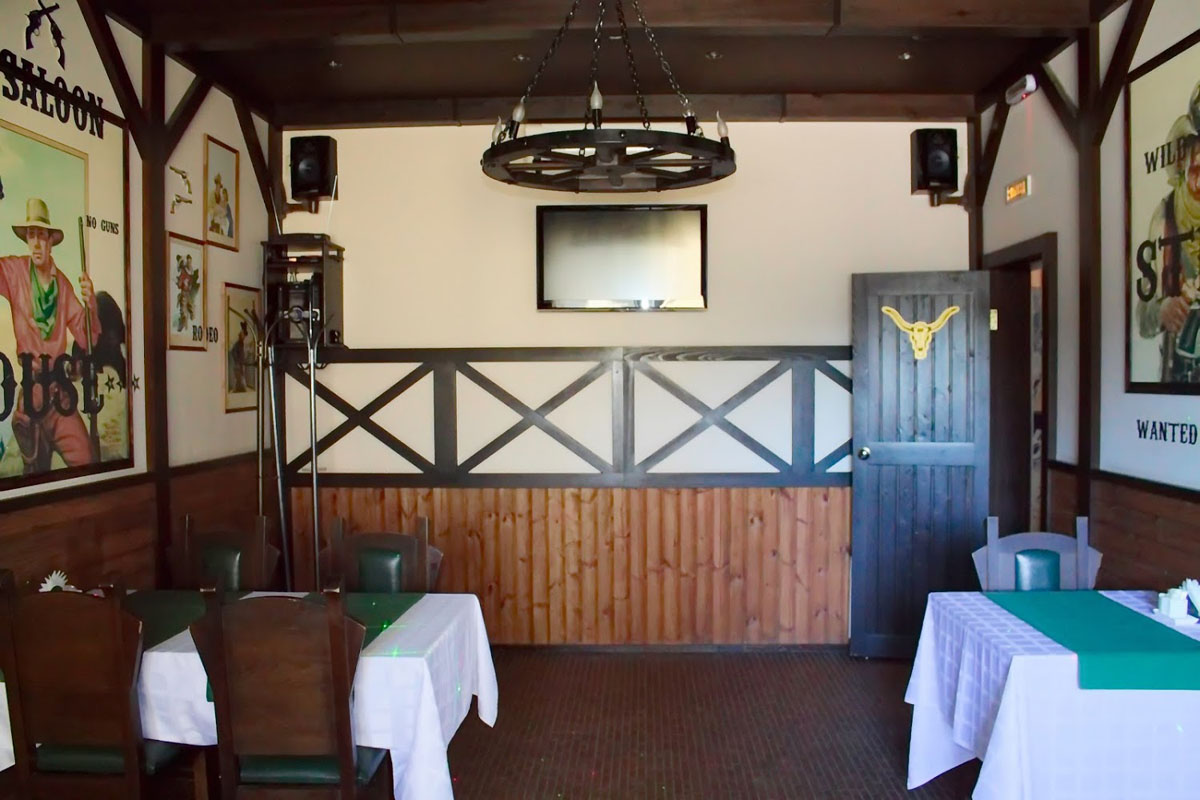 Основной зал — Револьвер