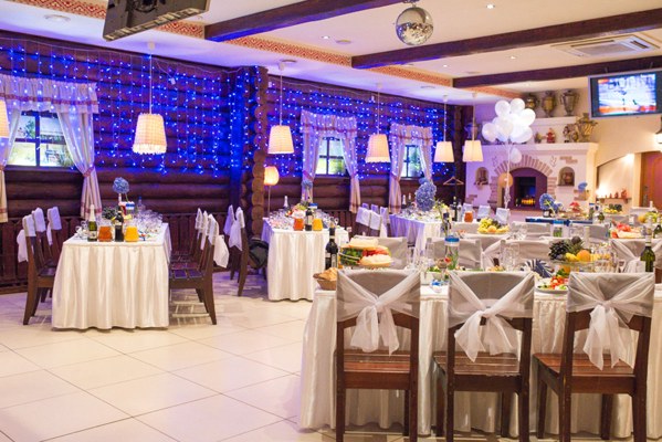 Банкетный зал Самобранка