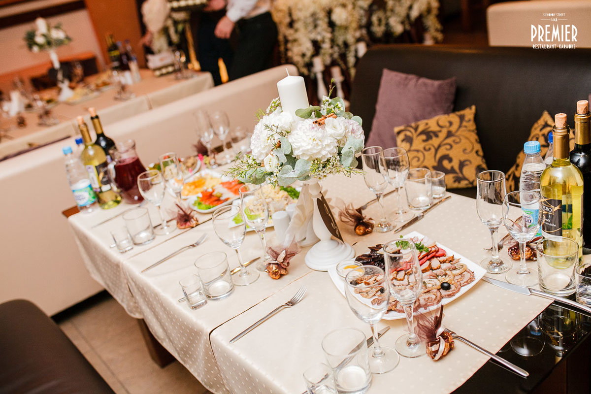 Основной зал — Ресторан Премьер