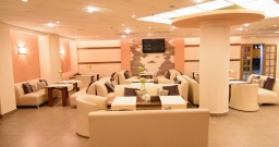 Основной зал — интерьер зала