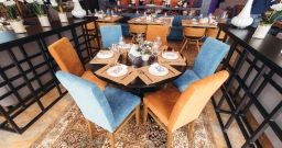 Основной зал — интерьер зала